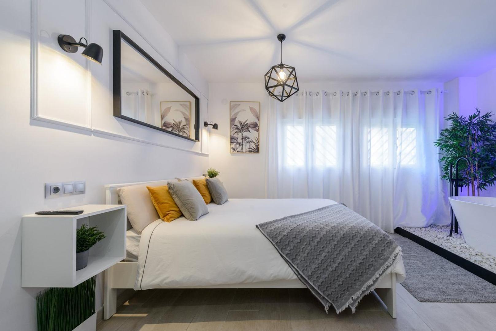 Guestready - Lovely Escapade In Madrid Eksteriør billede